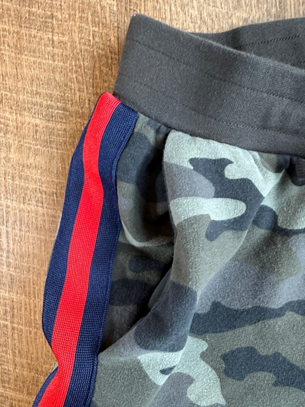 BB Dakota Women’s Leg Room Camo Side-Stripe Joggers Size X-Small - Picture 10 of 14